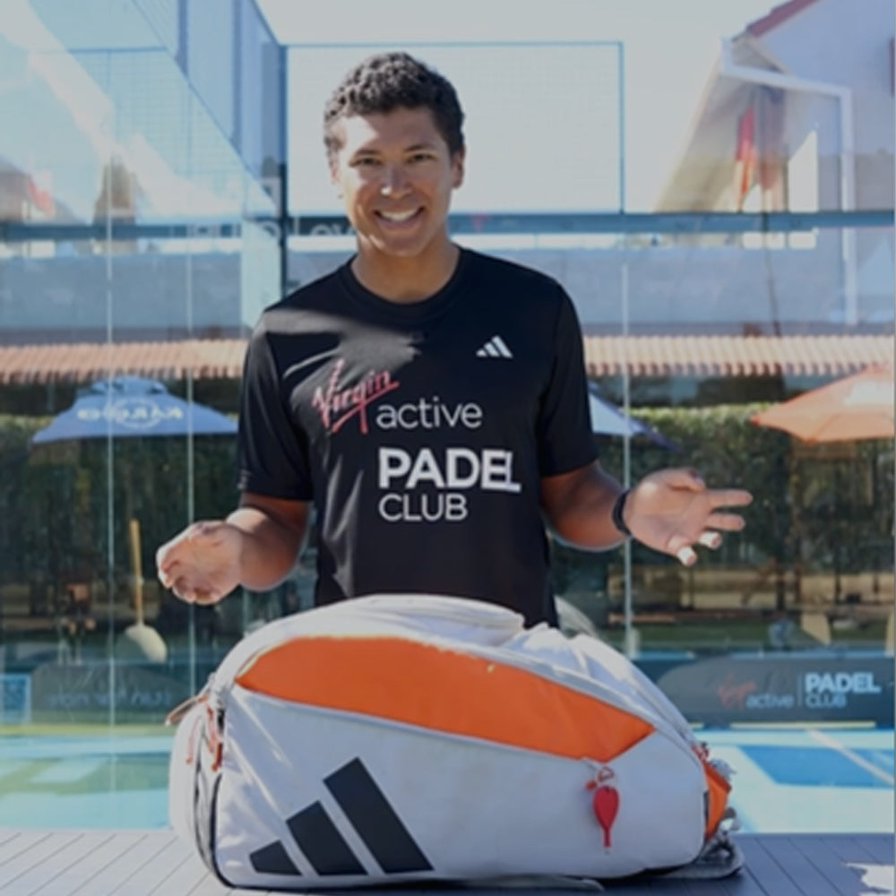 What's inside Chevaan's Padel Bag?